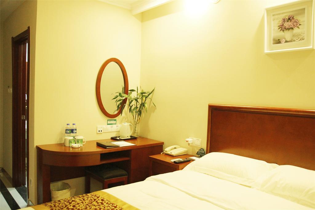 Greentree Inn Chongqing Yuzhou Road Hotel Eksteriør billede